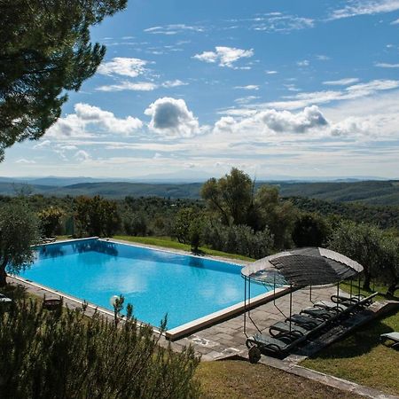 Casa Vacanze Villa Giusterna Monte Benichi Екстериор снимка