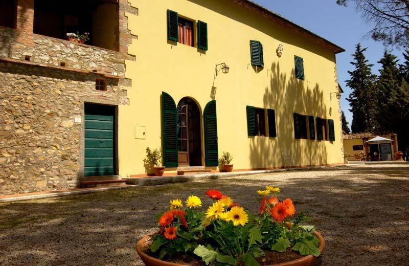 Casa Vacanze Villa Giusterna Monte Benichi Екстериор снимка