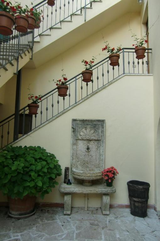 Casa Vacanze Villa Giusterna Monte Benichi Стая снимка